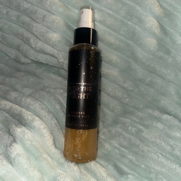 Bath & Body Works Into the Night Shimmer Mist - Picture 1 of 1